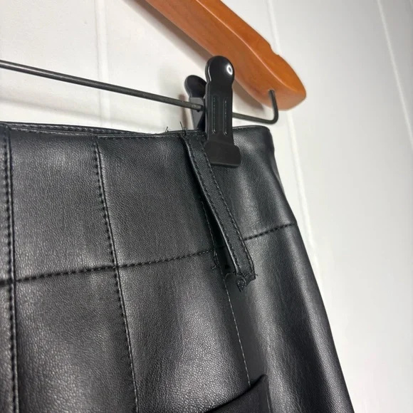 Maeve Anthropologie Black Colette Faux Leather Crop High-Rise Wide Leg Pants 29 - Picture 5 of 6